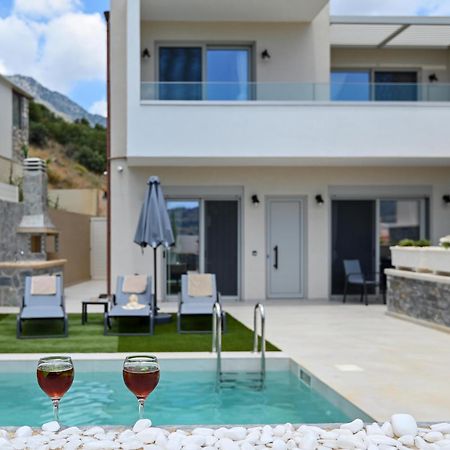 Nemesis Villas Плакиас Екстериор снимка