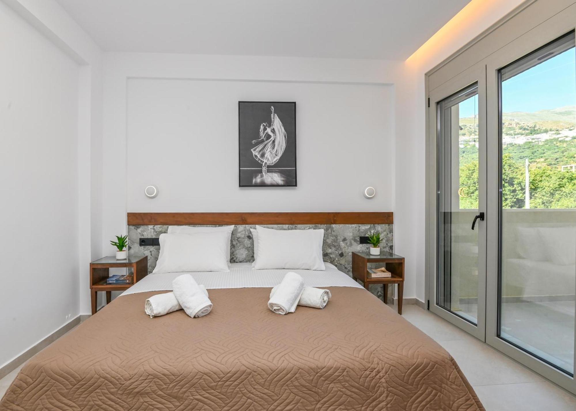Nemesis Villas Плакиас Екстериор снимка