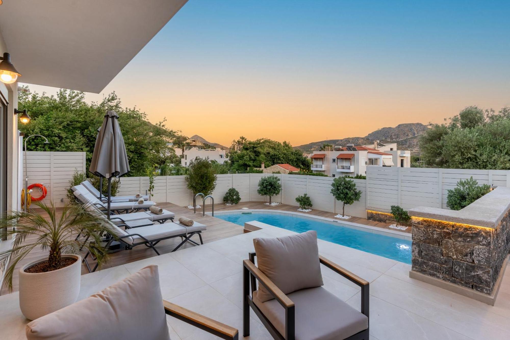 Nemesis Villas Плакиас Екстериор снимка